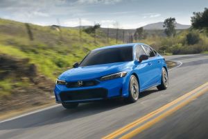 Honda-Porsche-Kelley-Blue-Book-Consumer-Choice-Awards-winners