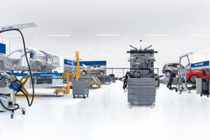 collision-repair-large-equipment-frame-lifts-alignment