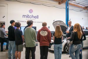 Mitchell-Santana-High-School-student-visit